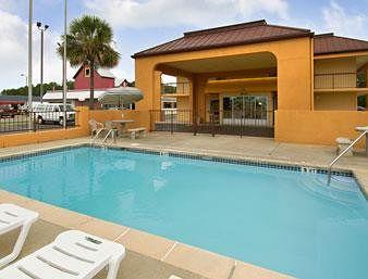 Days Inn By Wyndham Moss Point Pascagoula Exterior photo